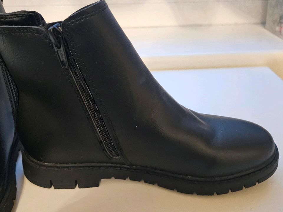 Mädchen Stiefeletten in Berlin