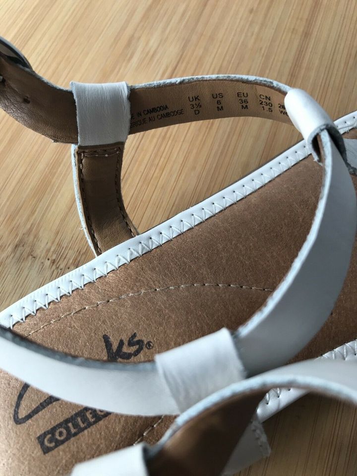 Clarks Riemchensandaletten Gr.36 NEU weiß inkl.Versand in Magdeburg