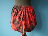 Neue kurze rot schwarze batik Hose Shorts von EMP Größe 36/S Bayern - Kirchehrenbach Vorschau