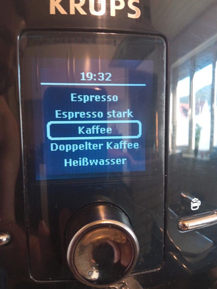 Krups Kaffeevollautomat (defekt?) in Burladingen