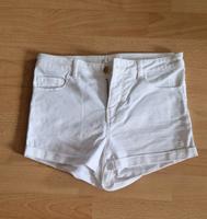 H&M Shorts weiß sehr knapp Größe XS Bayern - Deggendorf Vorschau