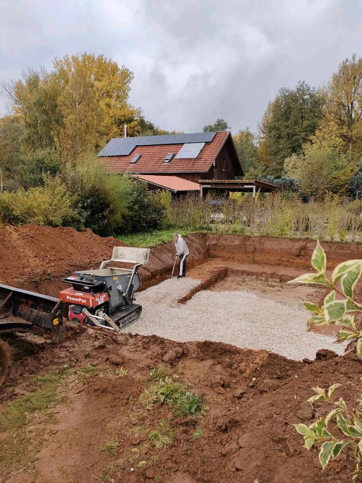 Erdaushub Baugrube Erdarbeiten Baggerarbeiten Pflasterarbeiten in Neuhaus a.d. Pegnitz