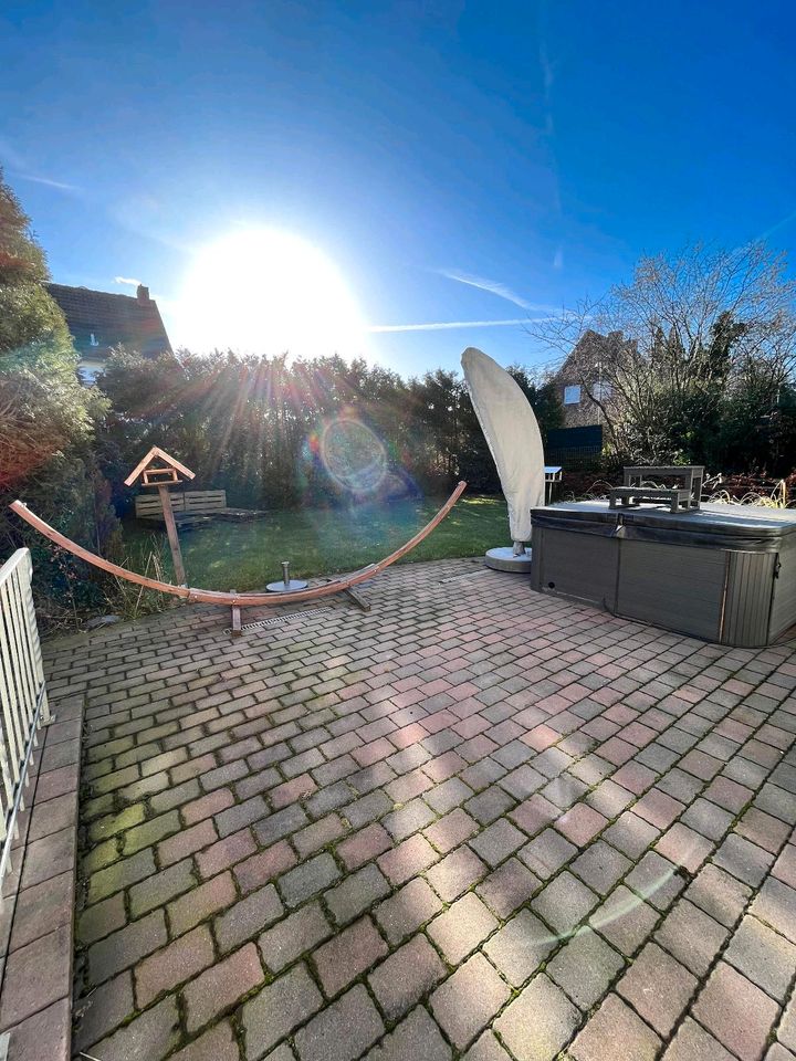 Reihenendhaus mit Garage und großem Garten mit Südausrichtung in Rheine