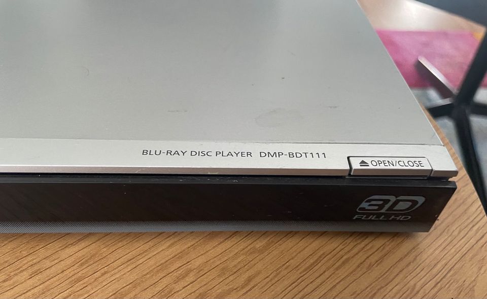 Panasonic Blu-ray Player - 3D FULL HD - Modell DMP-BDR111 in Dresden