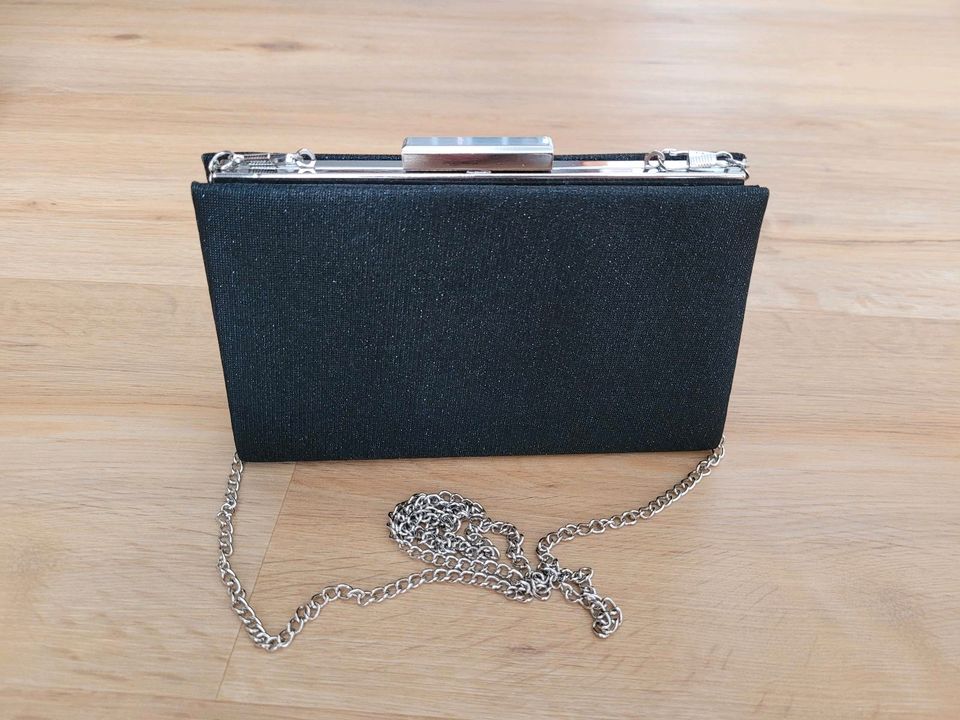 Clutch von Bijou Brigitte *NEU* in Wiesbaden