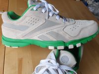 Reebok Schuhe Turnschuhe Gr. 44 Sneaker Sportschuhe Niedersachsen - Achim Vorschau