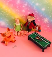 ALTE SPARDOSE SCHWEIN / DDR SANDMANN / ARI PUPPEN / MINI BILLIARD Nordrhein-Westfalen - Herford Vorschau