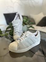 Adidas superstars Essen - Essen-West Vorschau