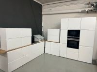 IKEA Küche Einbauküche grifflos mit Elektrogeräten weiß Neuwertig Baden-Württemberg - Schwetzingen Vorschau