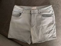 32 81 Asos Design Shorts Herren jeans hell weiß hellblau Nordrhein-Westfalen - Paderborn Vorschau