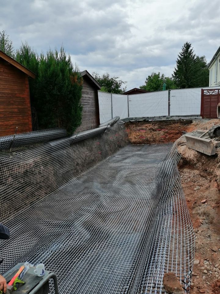 Helfer f. GARTEN- & LANDSCHAFTSBAU m. Erfahrung gesucht in Stein