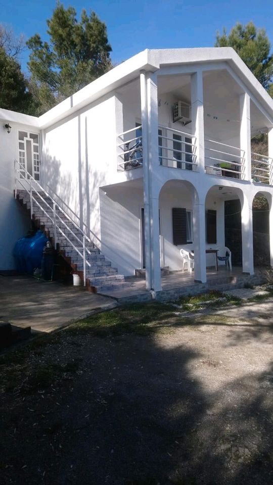 Haus zum Verkauf in Montenegro in Gaimersheim