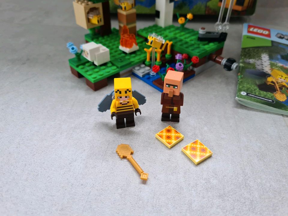 Lego Minecraft VOLLSTÄNDIG +OVP Die Bienenfarm 21165 in Arnstadt