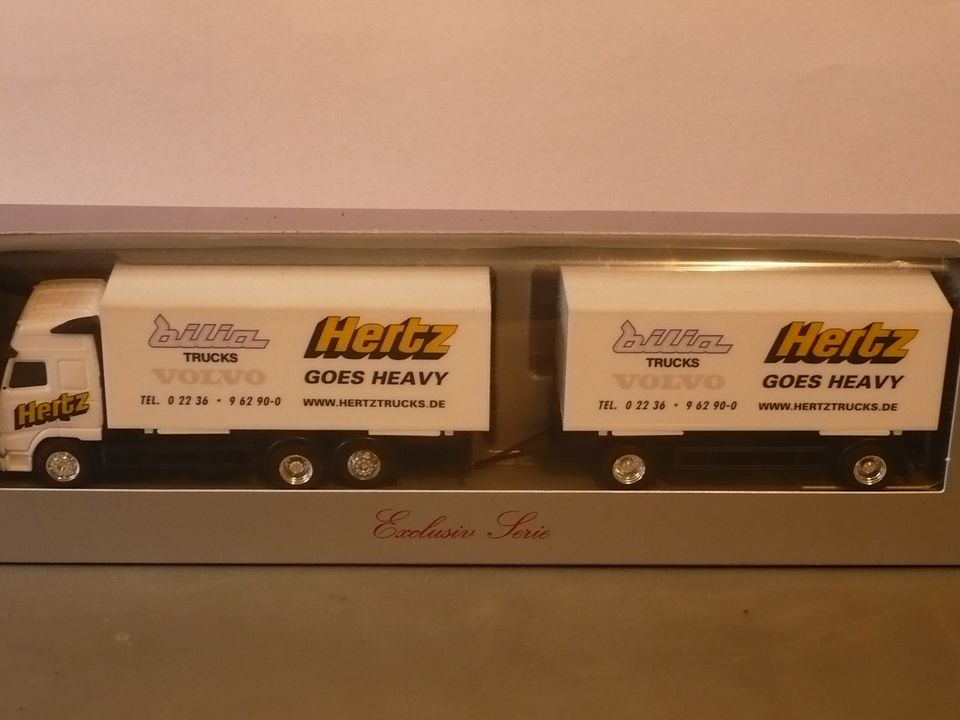 Volvo FH12 Hertz goes Heavy Hertztrucks Herpa 1:87 Werbemodell in Hamburg