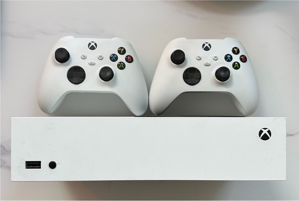 Xbox Series S 364 GB in Essen