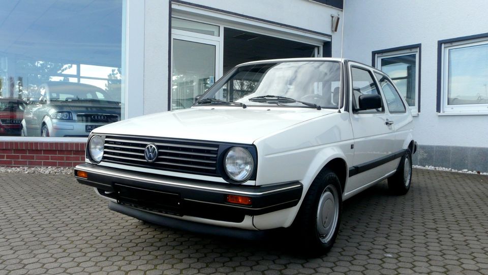 Volkswagen Golf 2 CL 1.8 90 PS Automatik Alpinweiß H-Kennzeichen in Erfurt