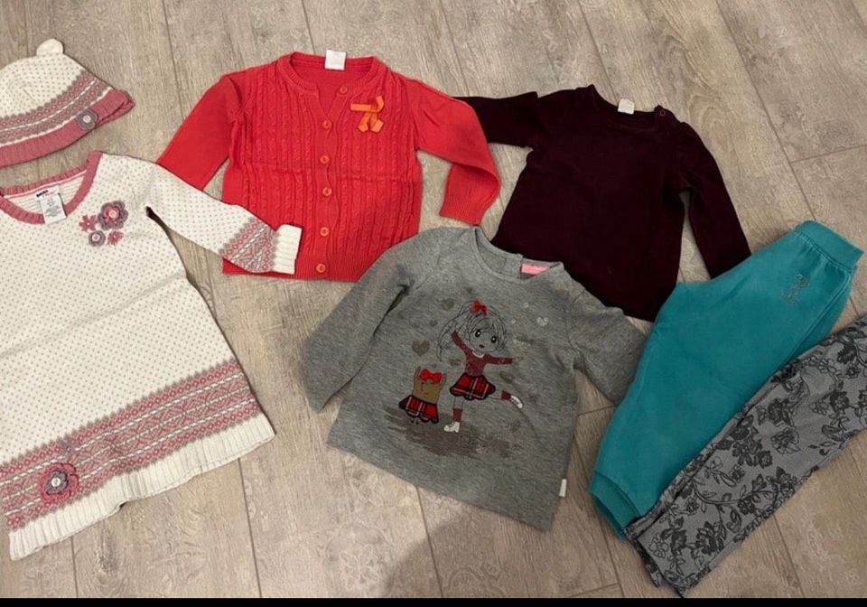 Set Winter 7 Teile Mädchenkleidung Pulli Shirt Hose Größe 86 in Mittenaar