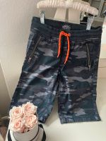 C&A Bermuda Shorts kurze Hose Camouflage Waldtarn 140 H&M Niedersachsen - Pattensen Vorschau