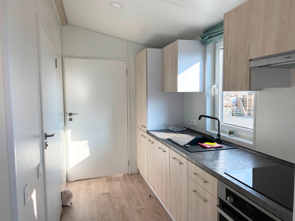 top isoliertes, altersgerechtes Mobilheim / Tinyhaus / Tinyhouse 10 x 3,7m / 1 Zimmer + großer Wohnraum in Nürnberg (Mittelfr)