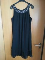 Schwarzes Kleid Größe 40 mit Perlen Baden-Württemberg - Bopfingen Vorschau