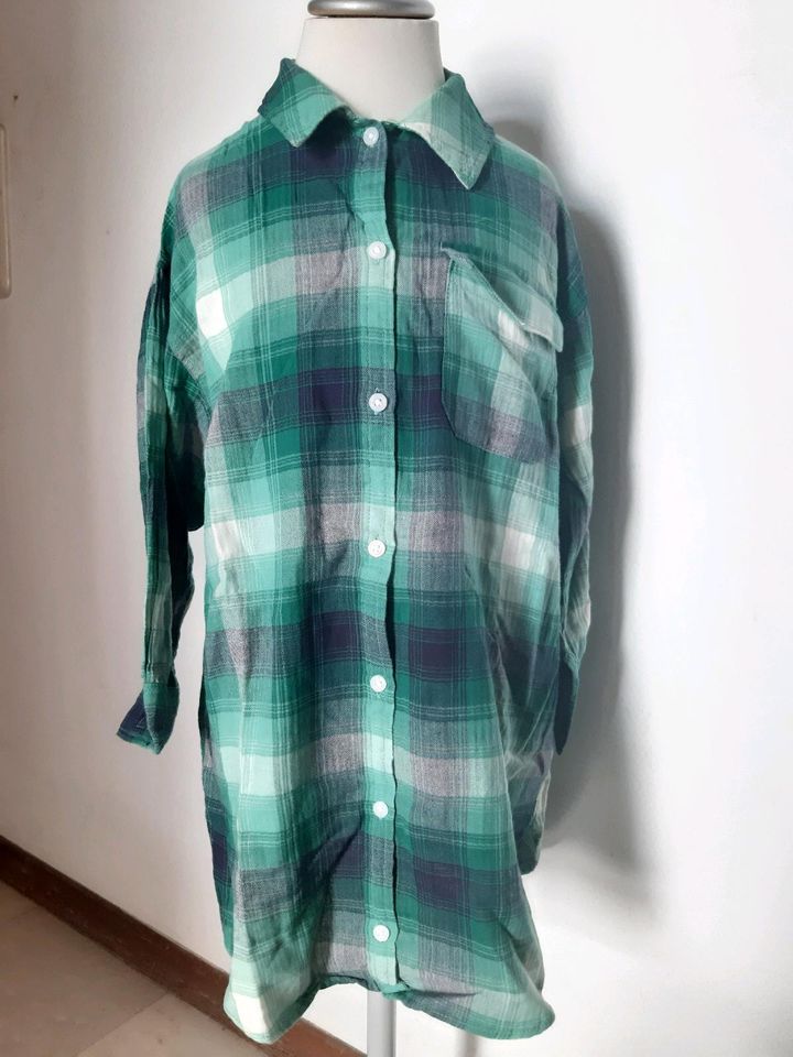 H&M Overshirt Kariert Grün 116 in Eutin