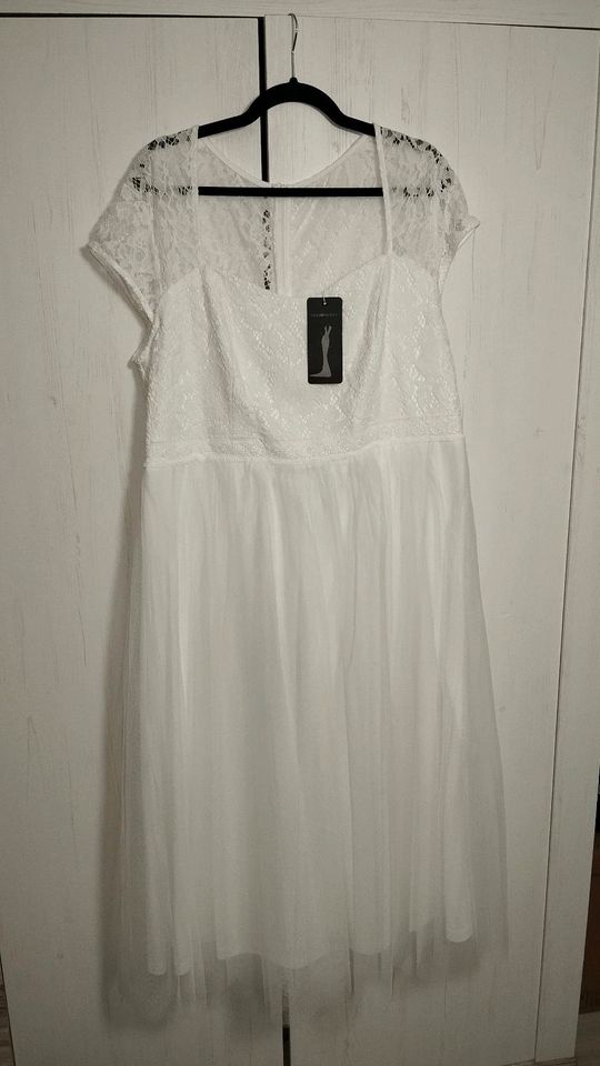 Weißes Kleid / Hochzeitskleid NEU in Brakel