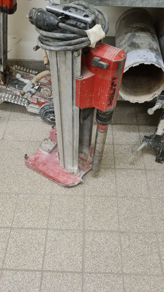 Hilti DC1 Kehrbohrmaschine + 3 Kronen in Heilsbronn