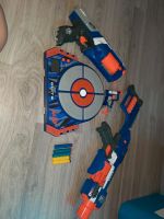 3 Nerf Pistolen 1 nerf Scheibe und 5 pfeile Nordrhein-Westfalen - Hilden Vorschau