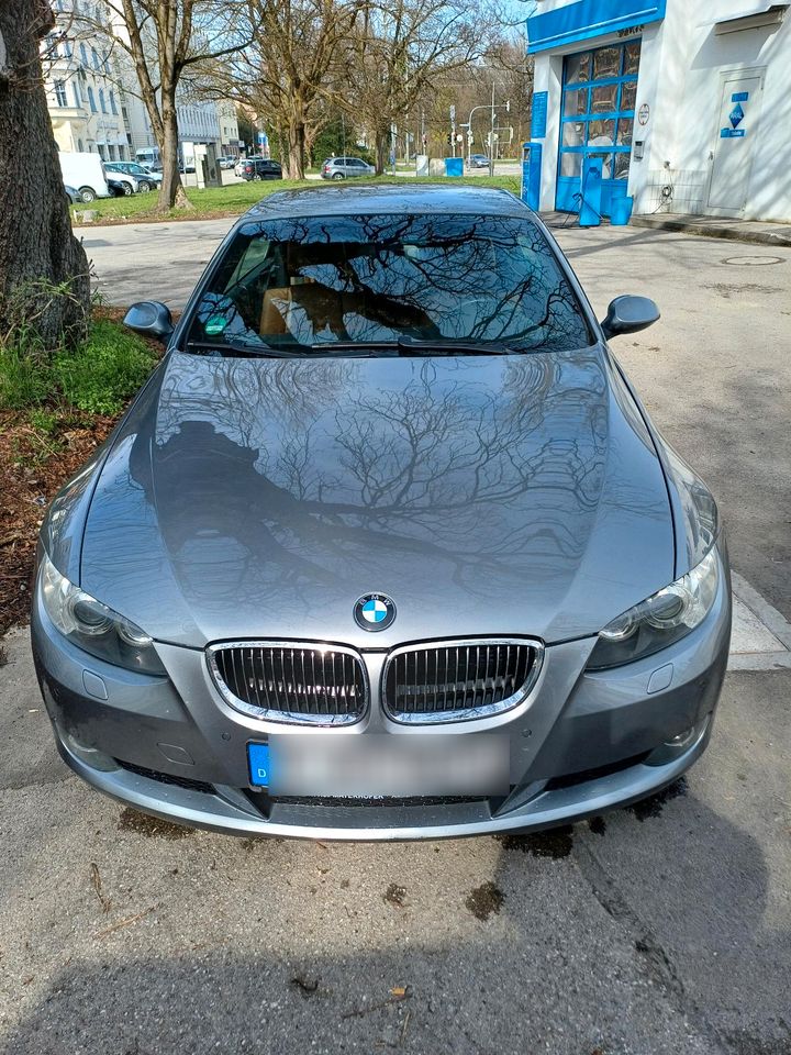 BMW e93 mit logic 7 in München