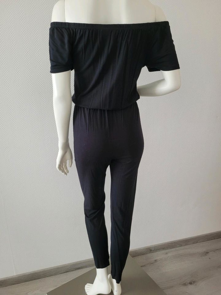 Jumpsuit schwarz 158/164 in Erlangen