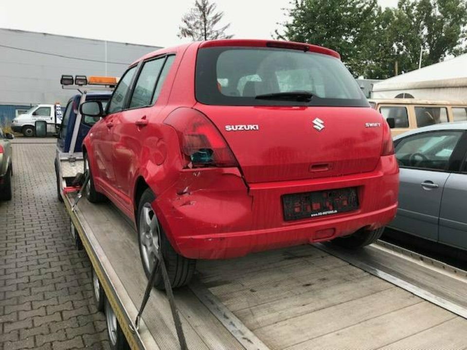 Suzuki Swift Auto Teile Gebrauchtteile Ersatzteile Fahrzeugteile in Köln Vogelsang