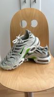 Nike TN Air Max Plus Grün/Weiss Gr. 38,5 Schuhe Sportschuhe München - Bogenhausen Vorschau