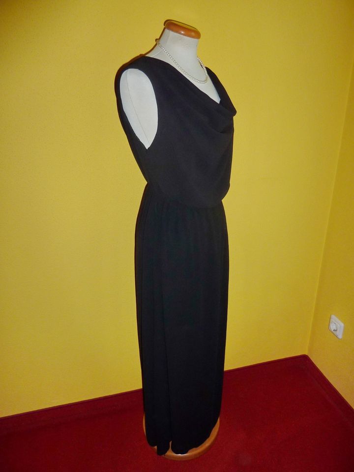 Abendkleid schwarz made in Italy mit Spitze Kleid Größe L neu in Berlin
