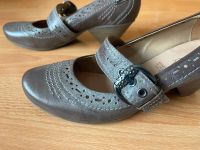 Leder Ballerinas Pumps Schuhe v. Janet D. braun beige Gr. 38 Neu Essen - Essen-Kettwig Vorschau