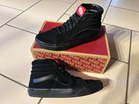 VANS Suede Sk8-Hi Schuhe Wildleder schwarz Gr. 40.5 TOP Zustand Saarland - Dillingen (Saar) Vorschau