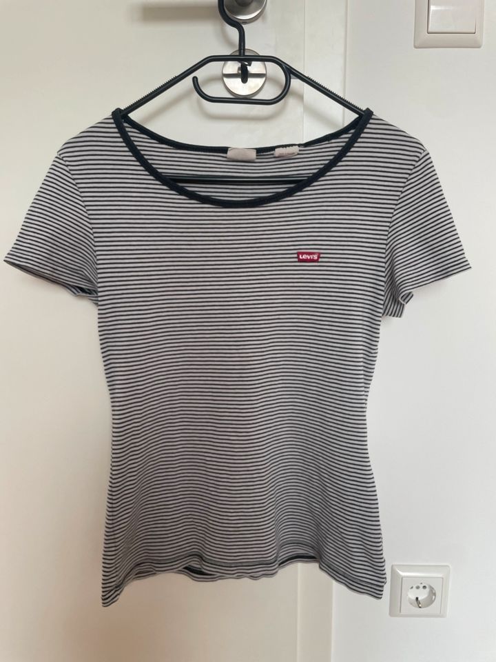 Levi’s Tshirt in Baden-Baden