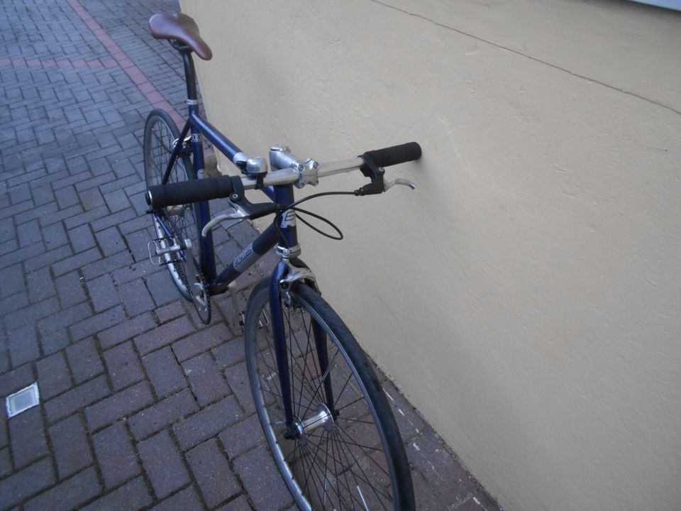 Fahrrad 28 2gang Automatikschaltung Rh 56 Eigentumsnachweis in Hamburg