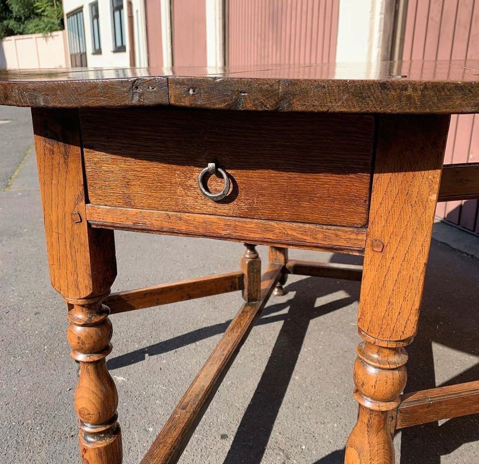 Tisch Esstisch klappbar Raumwunder England antik Gateleg Table in Pleidelsheim