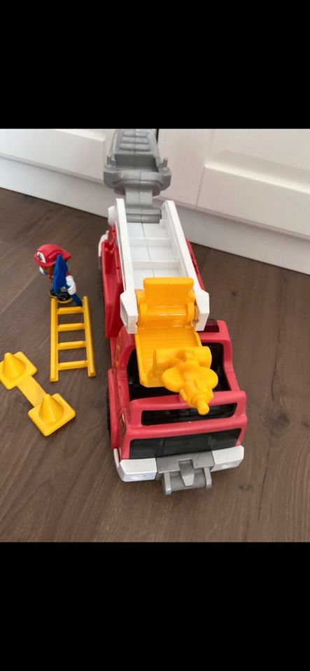 Fisher price little people feuerwehrauto in Winkelhaid