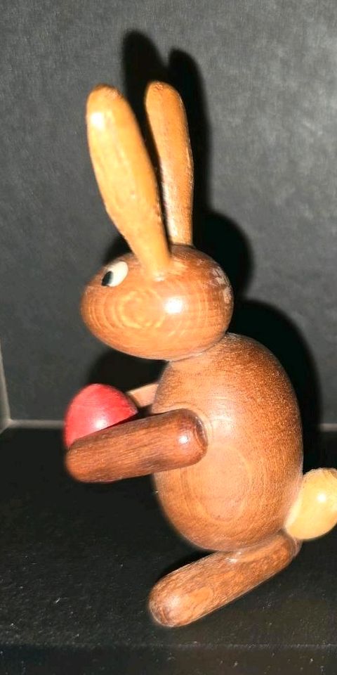 Osterhase aus dem Erzgebirge in Dresden