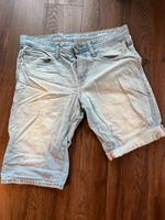 EDC Esprit jeansshorts Shorts gr. 32 L Herren sehr guter Zustand Niedersachsen - Garbsen Vorschau