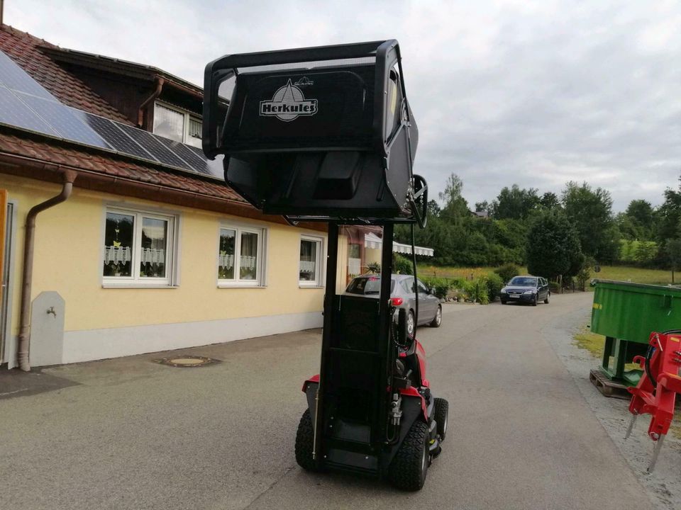 Herkules Rasentraktor Hochentlerrung Neu Aufsitzmäher Allrad 24 in Konzell