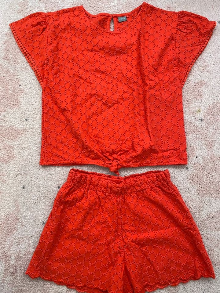 Used Next Top and Pant set(2) in Frankfurt am Main