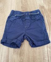 Kurze Jungen Shorts in blau mit Taschen, Größe 80 Hessen - Hanau Vorschau