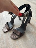 ZARA Leder Sandalen Sandaletten High Heels Absatz Blockabsatz 39 Berlin - Spandau Vorschau