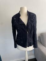 Blazer Jacke von Marc Cain in Gr. 38/40 in Navy/Blau Lochspitze Nordrhein-Westfalen - Iserlohn Vorschau