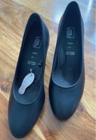 Schwarze, schlichte und elegante Pumps NEU! Gr. 39 Hessen - Groß-Gerau Vorschau