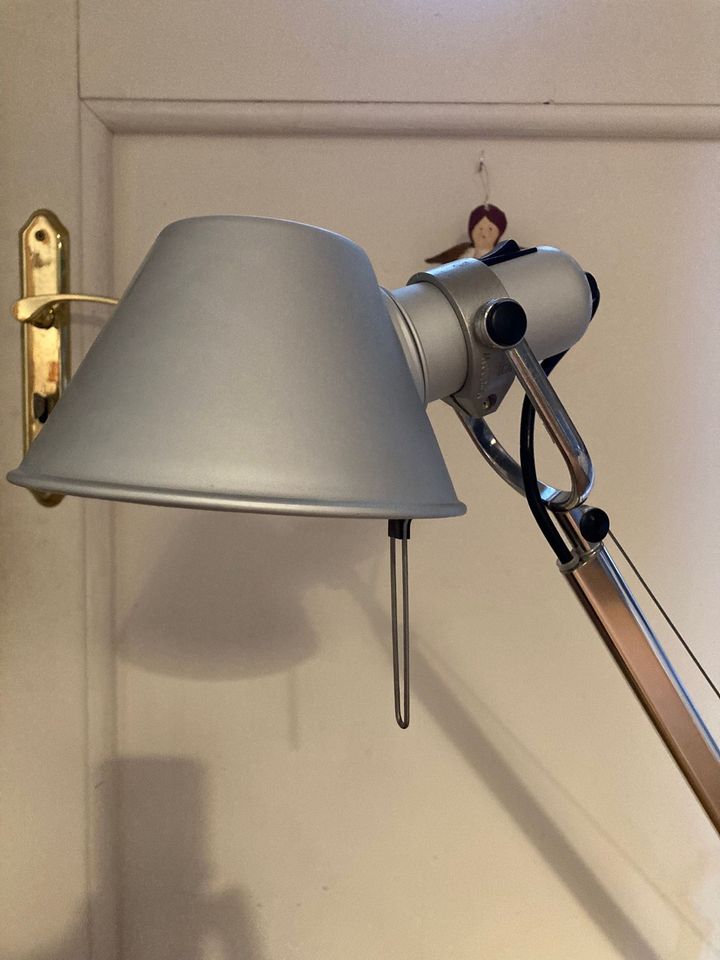 Artemide Tolomeo Aluminium Tischlampe in Ravensburg