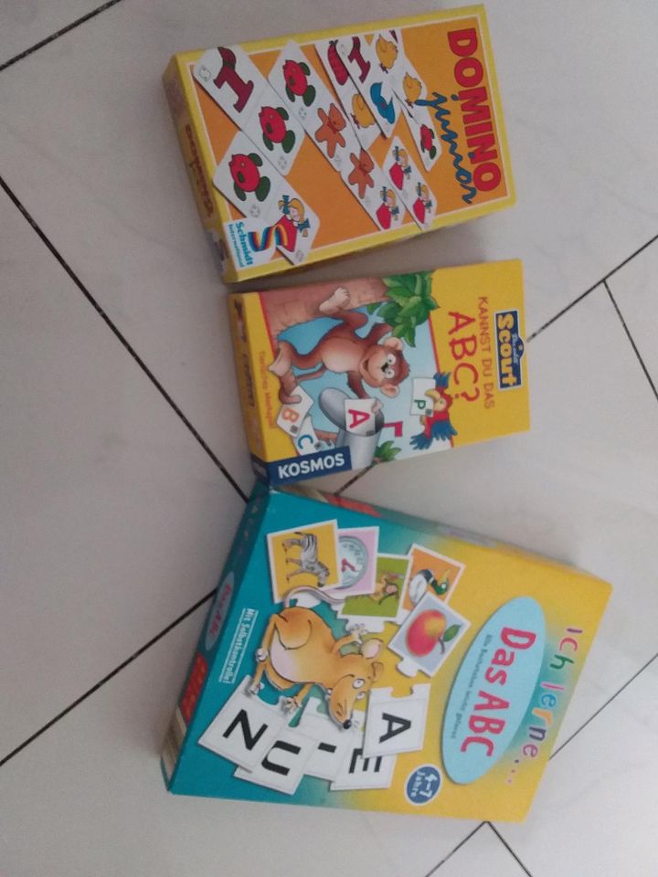 Lernspiele für Kinder ABC / Domino in Essen