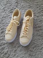 Neuwertig Nike sneacker Blazer Style creme beige Hessen - Modautal Vorschau